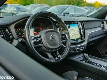 Volvo XC 60 Recharge T8 Twin Engine eAWD R-Design