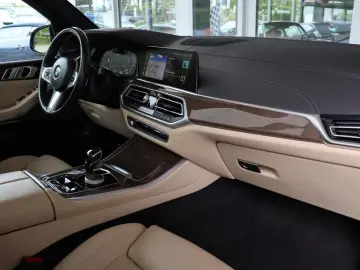 X5 xDrive 45e M Sport