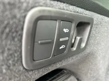 Audi Q7 45 TDI quattro S-LINE
