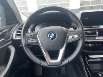 X4 xDrive 30d Navi Memory Sitze LED Dyn. Kurvenl