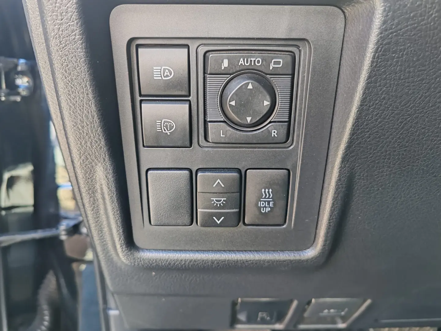 Toyota Land Cruiser 2.8l Turbo D-4D AVS Aut. Luxury