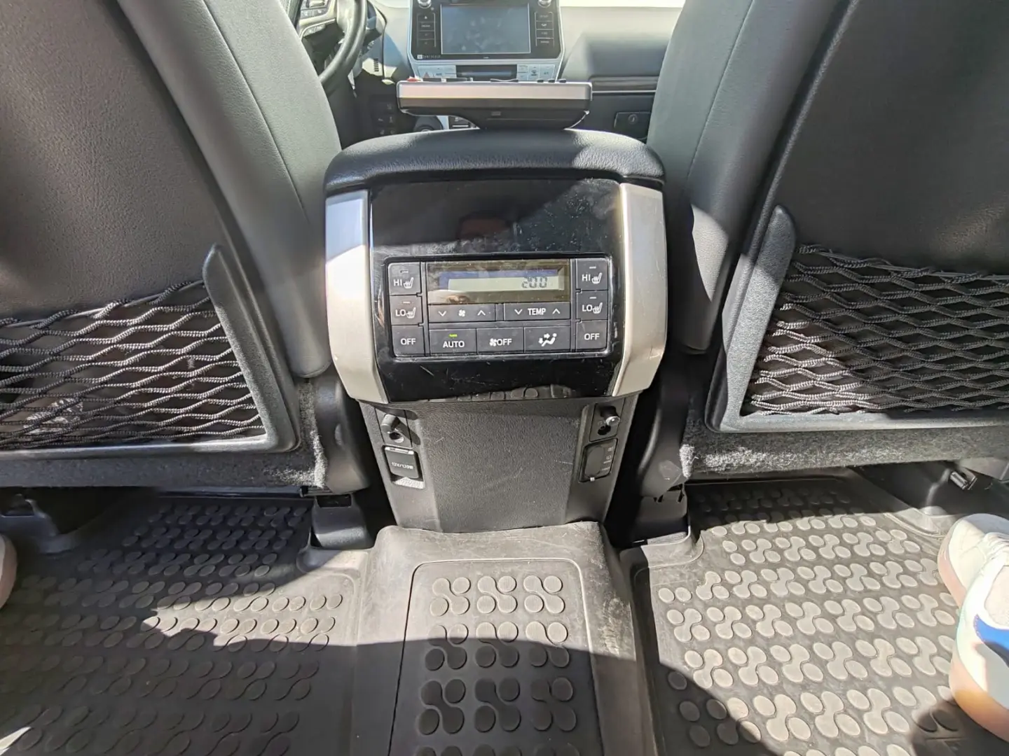 Toyota Land Cruiser 2.8l Turbo D-4D AVS Aut. Luxury