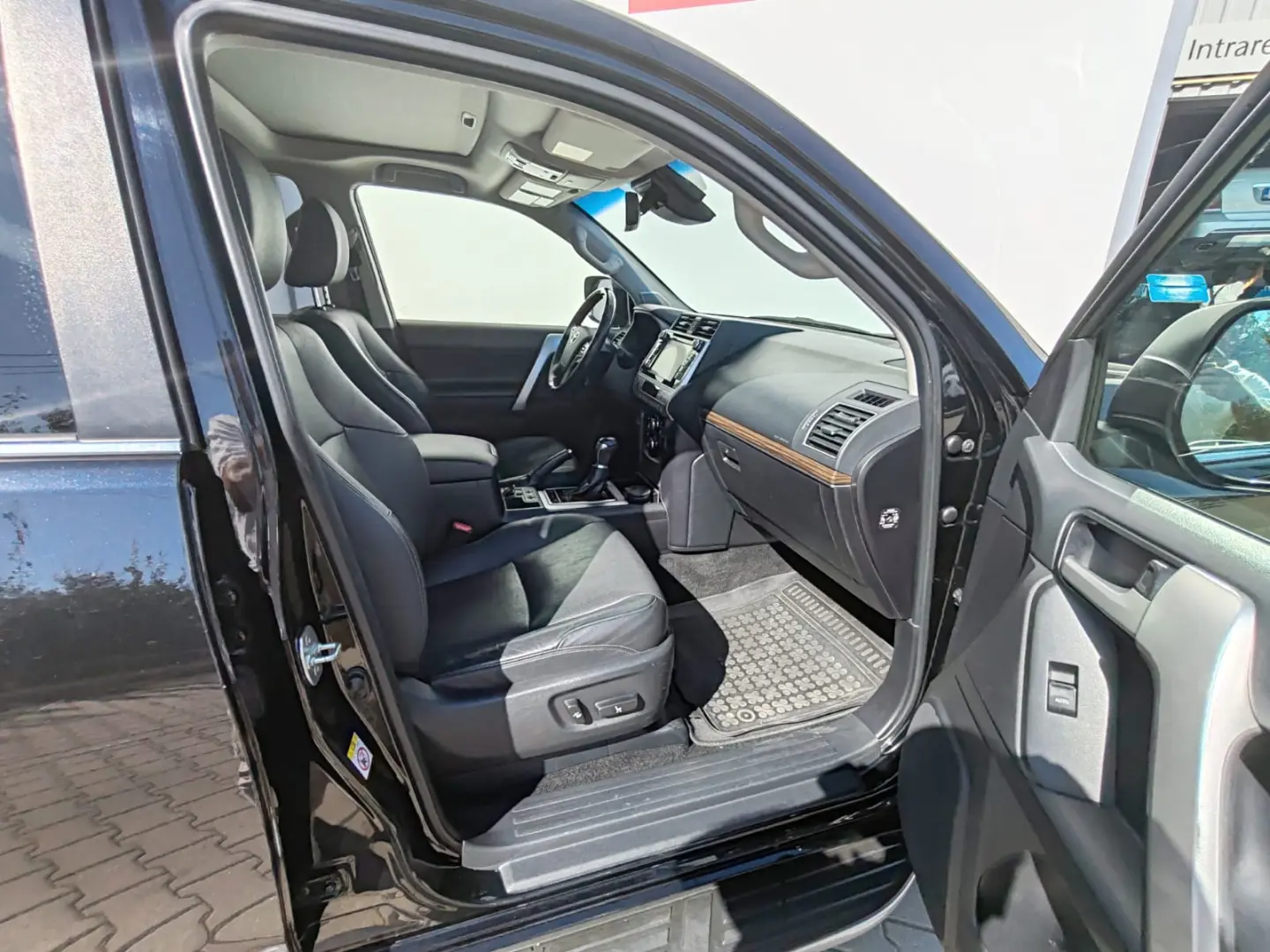 Toyota Land Cruiser 2.8l Turbo D-4D AVS Aut. Luxury