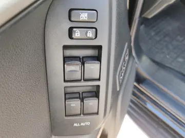 Toyota Land Cruiser 2.8l Turbo D-4D AVS Aut. Luxury