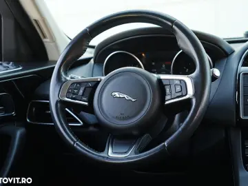 Jaguar F-Pace 20d AWD Aut. Prestige