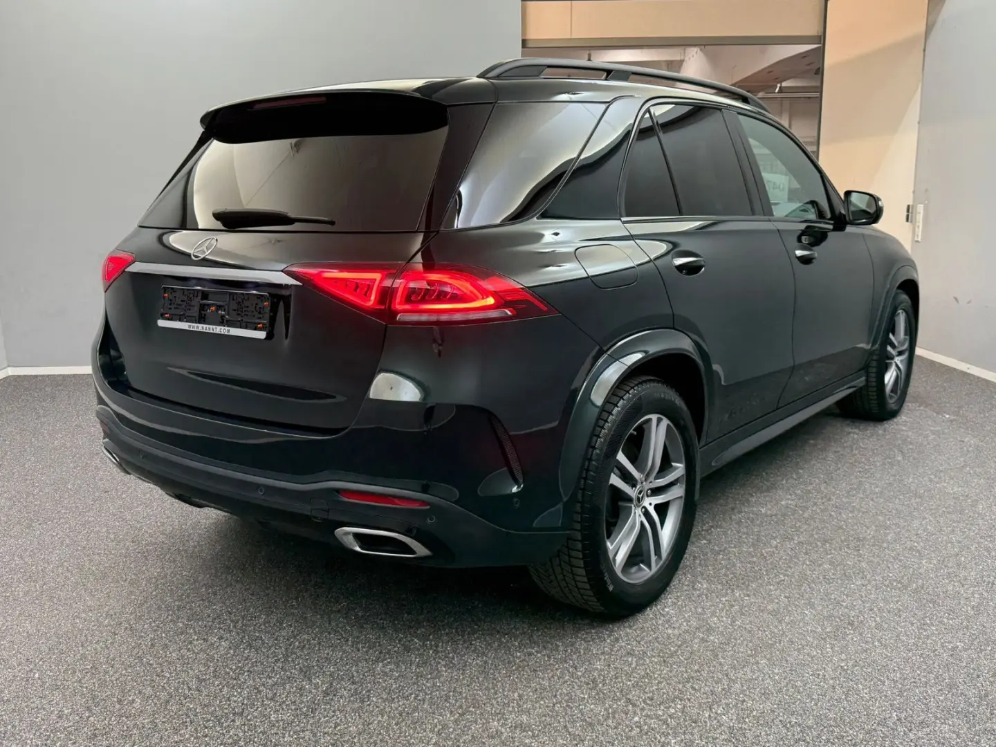 GLE 400d AMG 2x SMARAGD PANO BURM MEMO STD-HZG