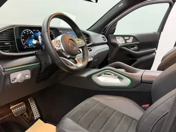 GLE 400d AMG 2x SMARAGD PANO BURM MEMO STD-HZG