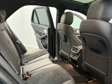 GLE 400d AMG 2x SMARAGD PANO BURM MEMO STD-HZG