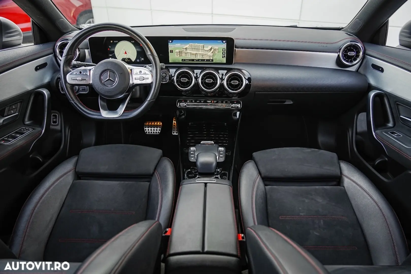 Mercedes-Benz CLA 180 7G-DCT AMG Line