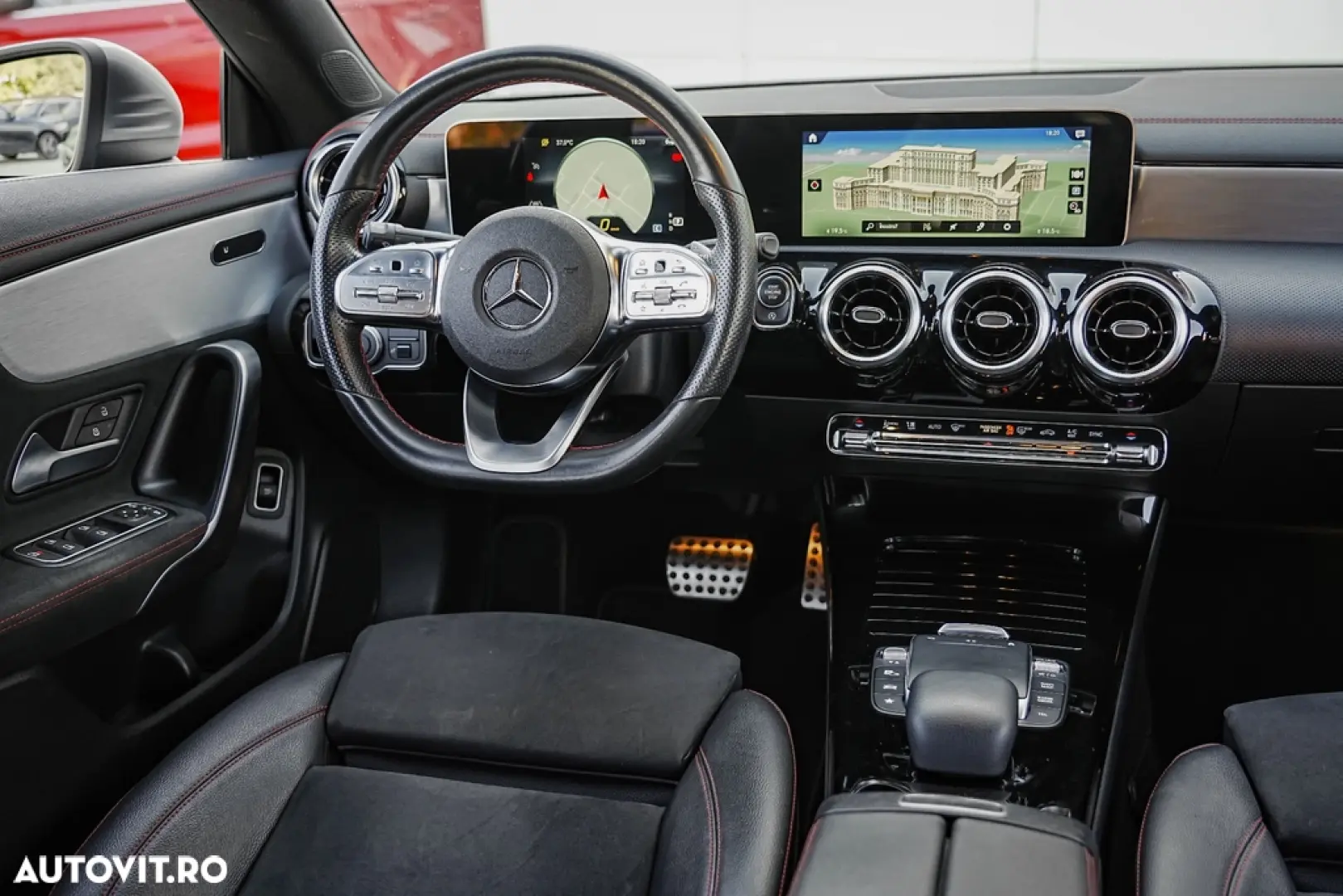 Mercedes-Benz CLA 180 7G-DCT AMG Line