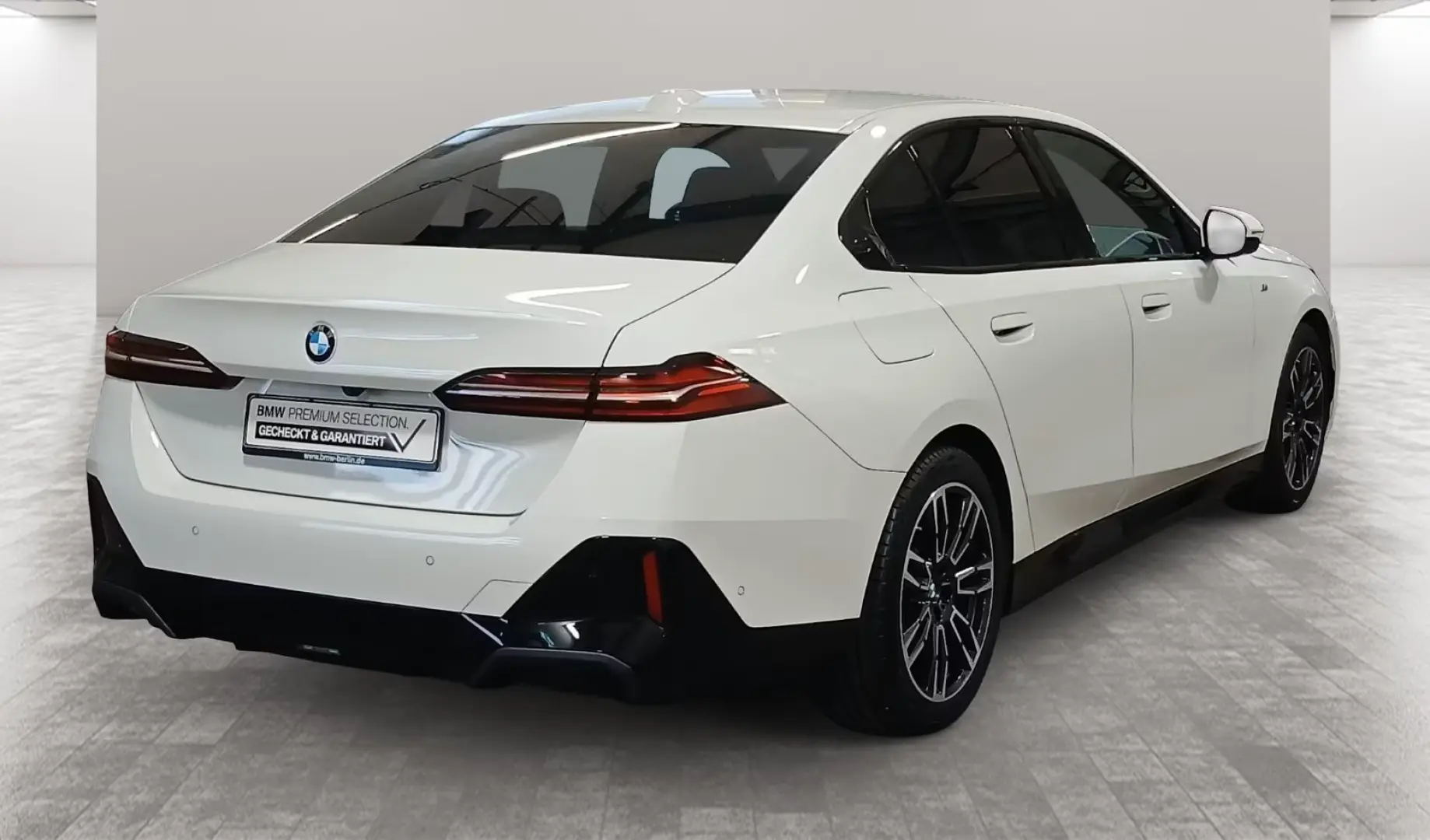 BMW 520 i Limuzina M Sport Driv.Assist