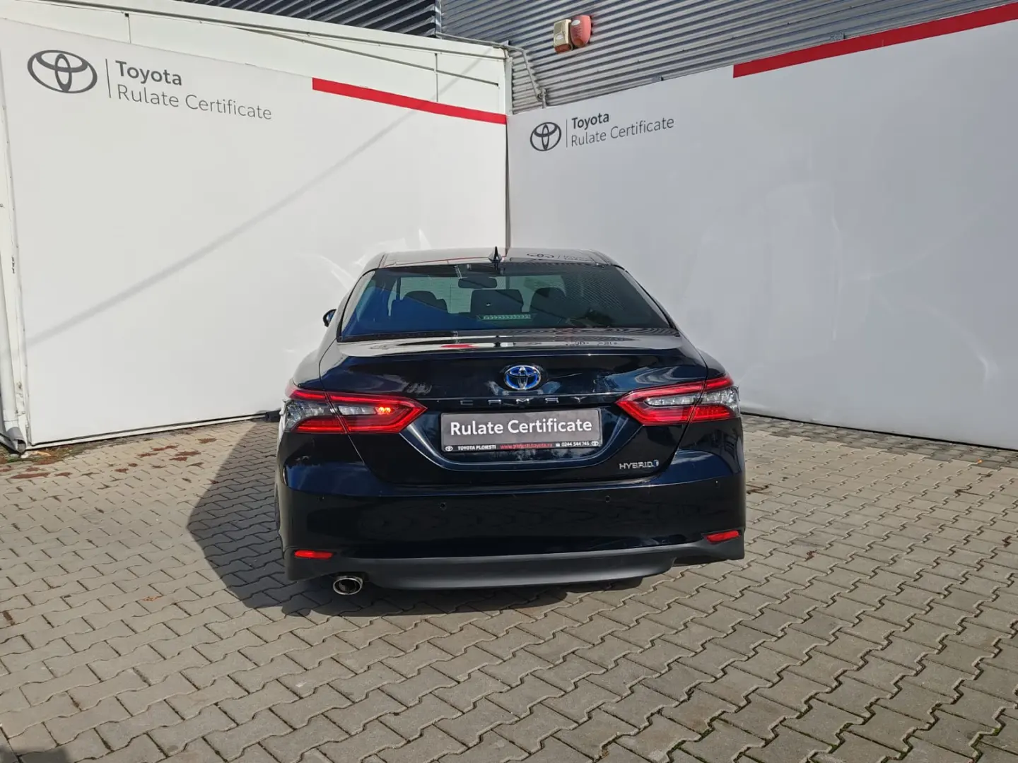 Toyota Camry Luxury