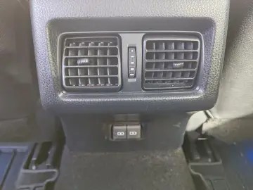 Toyota Camry Luxury