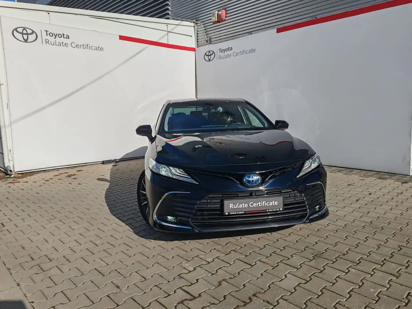 Toyota Camry Luxury