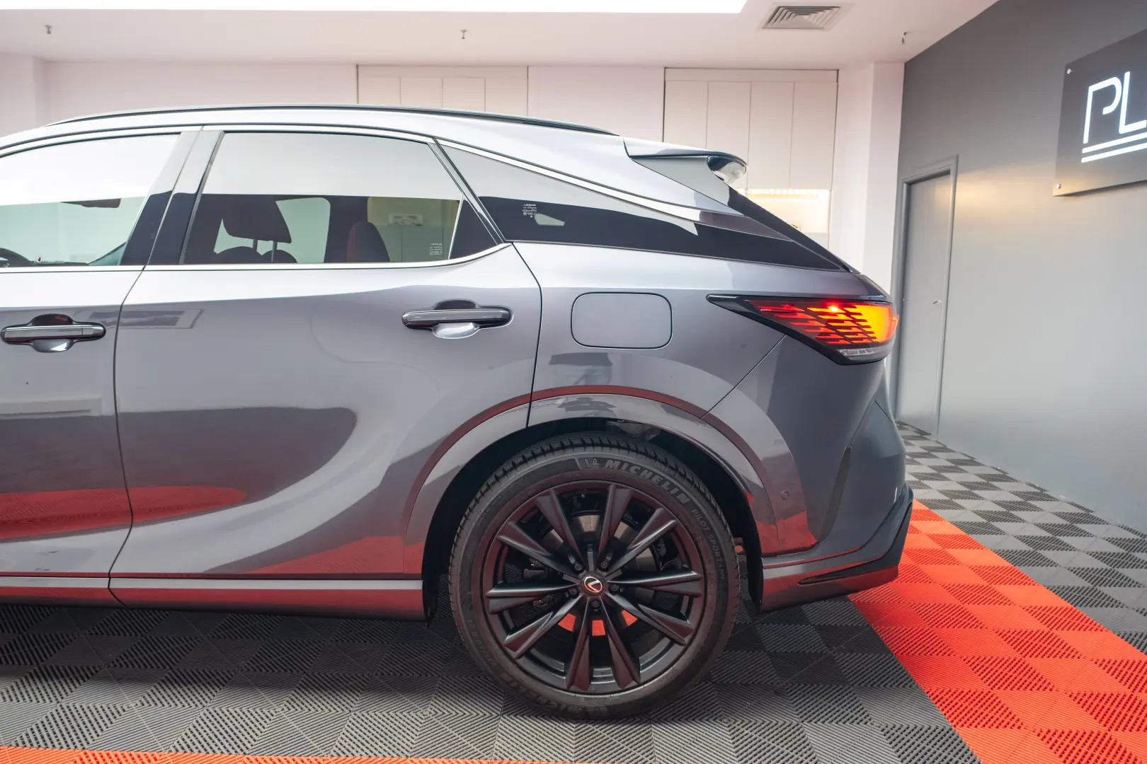 Lexus RX500h