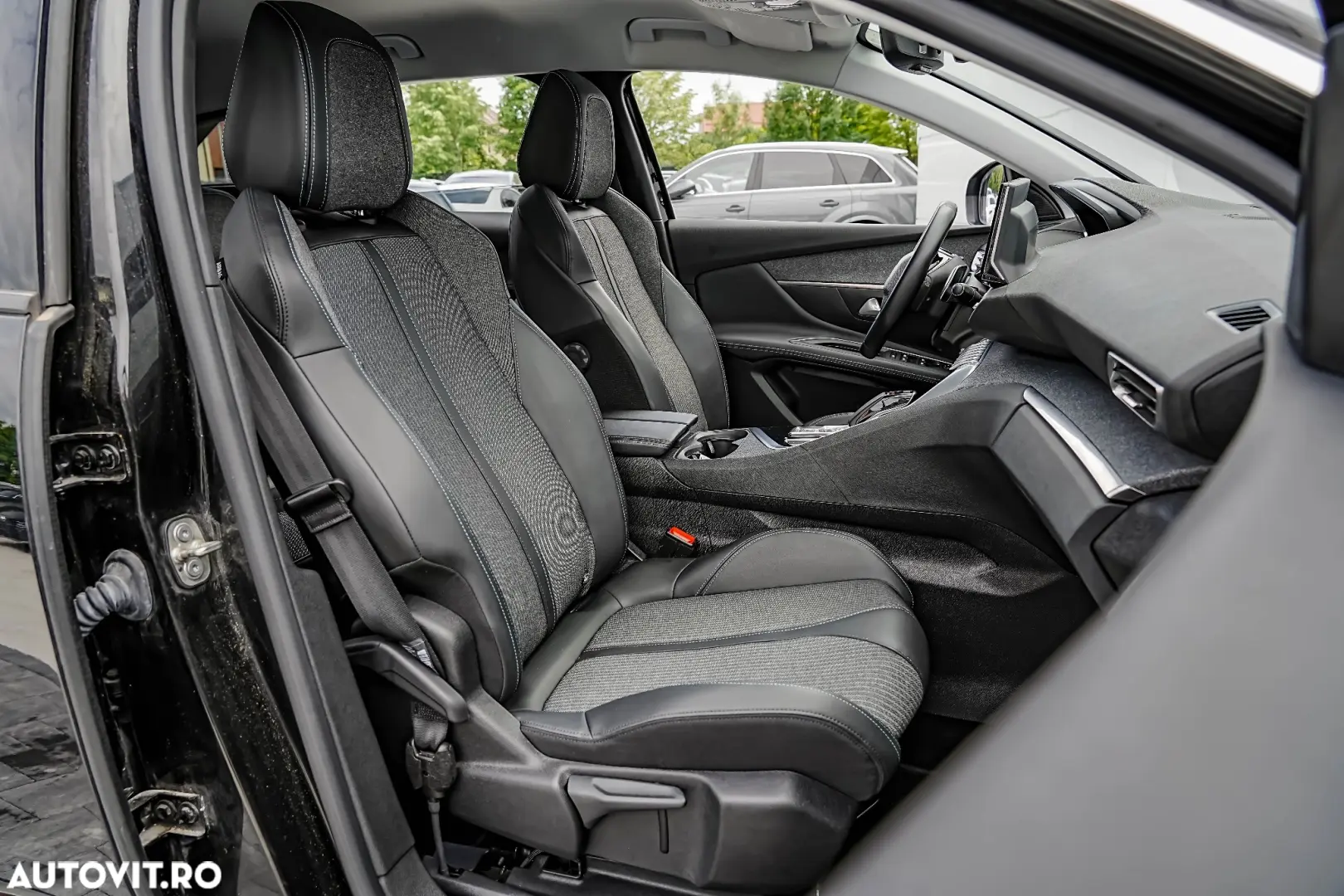 Peugeot 3008 PHEV EAT8 Allure