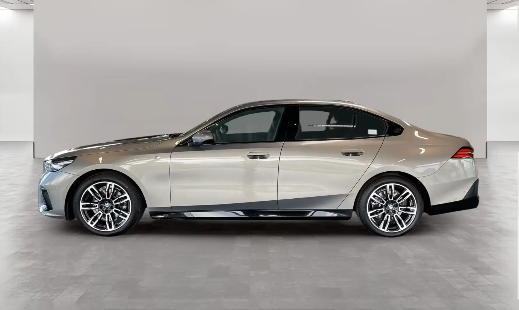 BMW 520 i Limuzina M Sport Driv.Assist