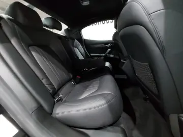 Ghibli NAVI SHZ MEMO-SIT XENON SPORT CARPLAY
