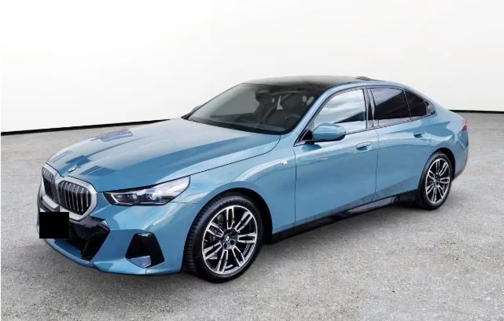 BMW 520 în limuzină M-Sport AHK Pano 360