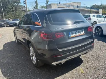 Mercedes-Benz GLC 220 d 4MATIC