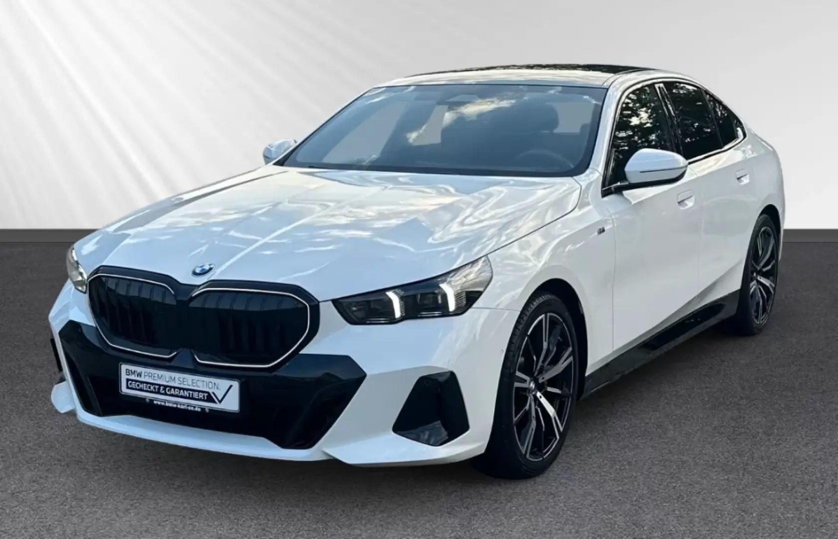 BMW 520 i M Sport Limousine Panorama Alb
