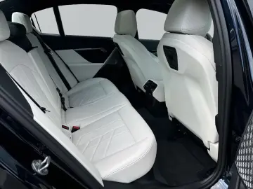 BMW 520 i M Sport Pro  Strălucire iconică