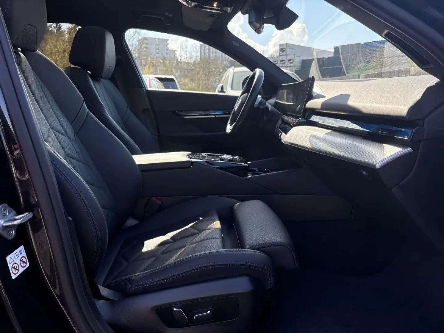BMW 530 Lim M SPORT LivePro AdLED Pano