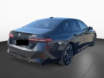 BMW 530 Lim M SPORT LivePro AdLED Pano