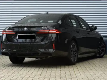BMW 530 e M-Sport-ConducereAssPlus-Parking