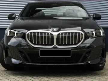 BMW 530 e M-Sport-ConducereAssPlus-Parking