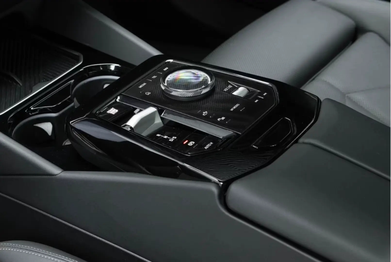 BMW 530 e M-Sport-ConducereAssPlus-Parking