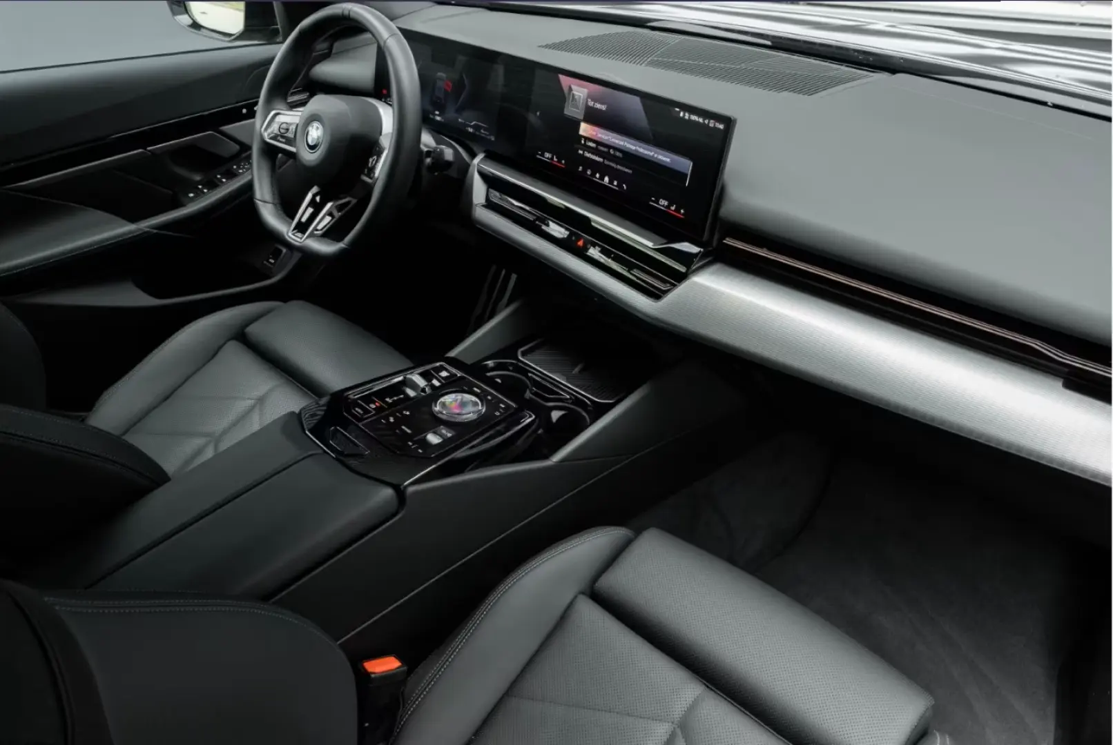BMW 530 e M-Sport-ConducereAssPlus-Parking