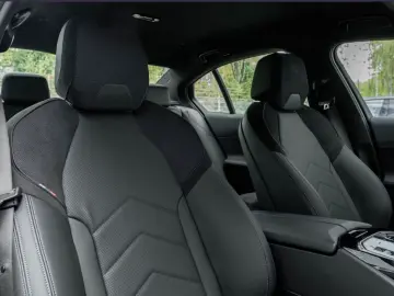 BMW 530 e M-Sport-ConducereAssPlus-Parking