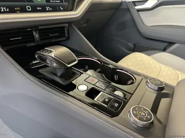 Touareg 3.0 V6 TDI 4Motion Elegance  NACHT LUFT
