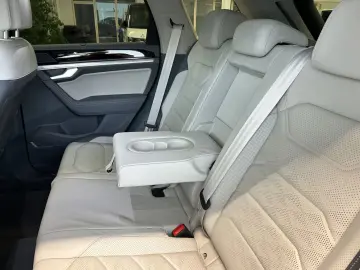 Touareg 3.0 V6 TDI 4Motion Elegance  NACHT LUFT