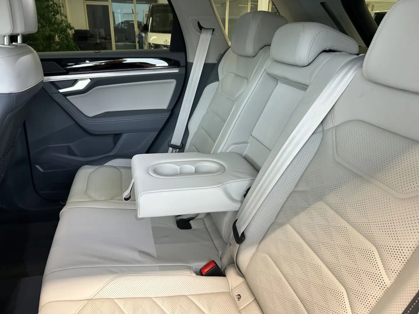 Touareg 3.0 V6 TDI 4Motion Elegance  NACHT LUFT