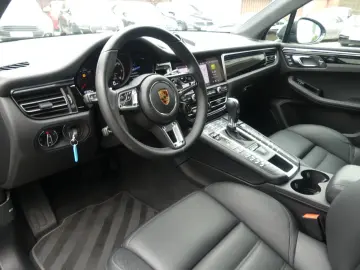 Macan Turbo  2. Hd.  SH-Porsche  Pano.  Sound...