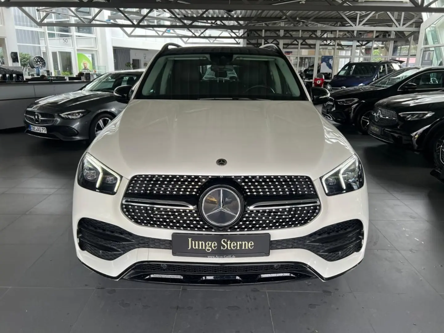 GLE 450 4M AMG Night Airmatic Pano AHK 22 Zoll
