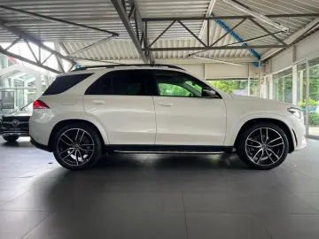 GLE 450 4M AMG Night Airmatic Pano AHK 22 Zoll