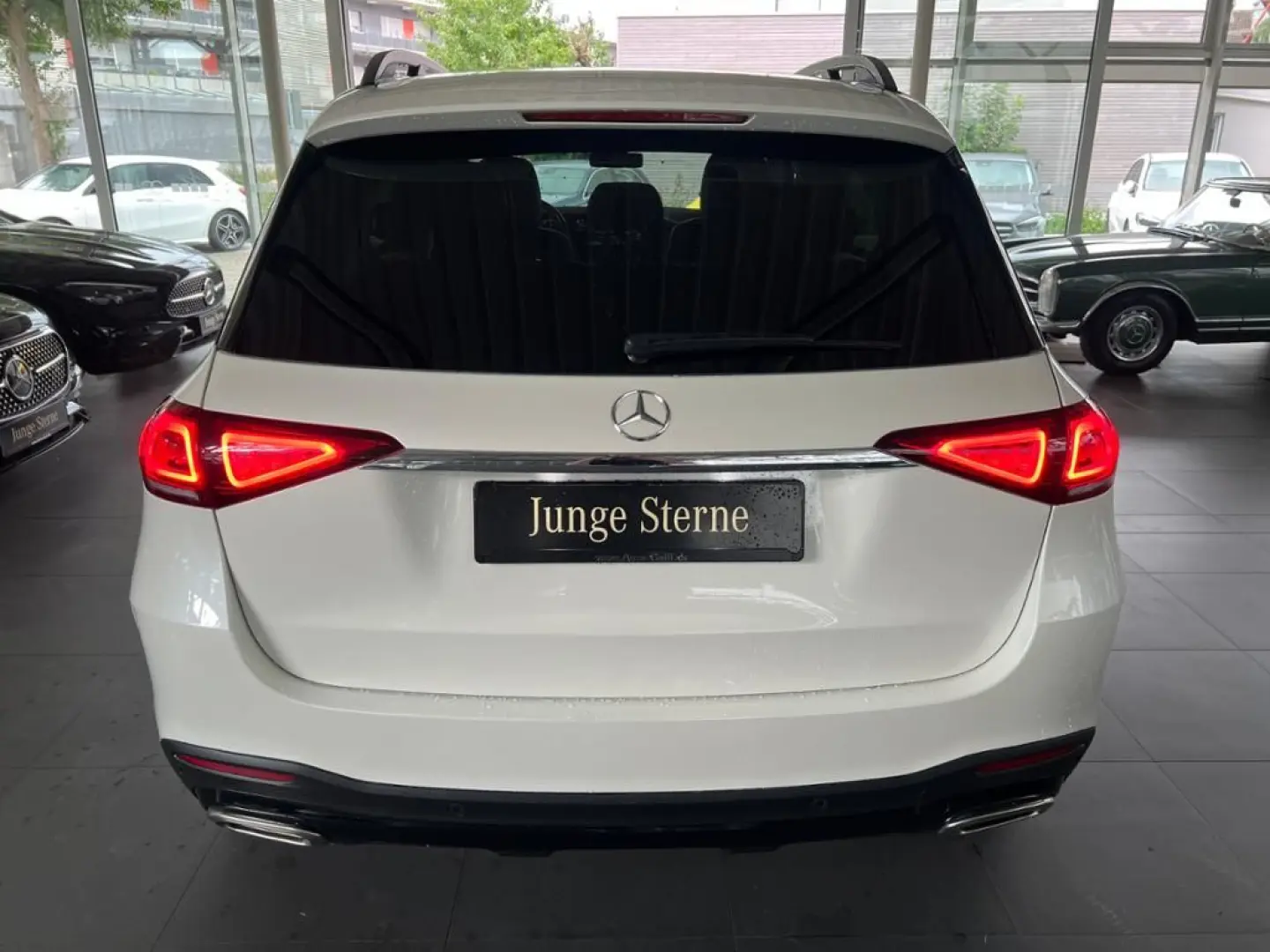 GLE 450 4M AMG Night Airmatic Pano AHK 22 Zoll