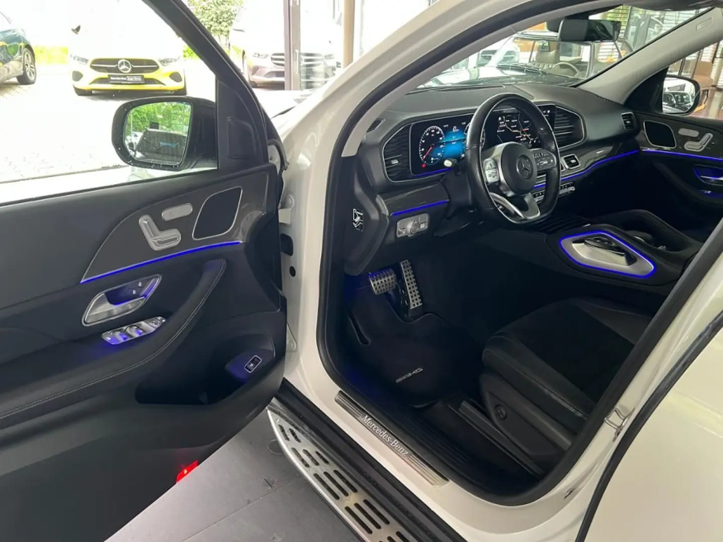 GLE 450 4M AMG Night Airmatic Pano AHK 22 Zoll