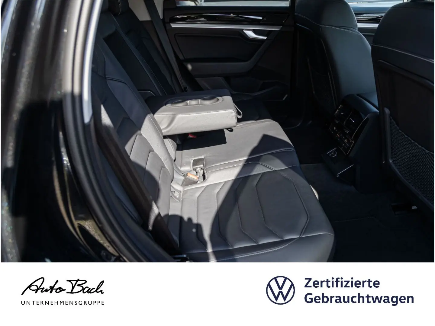 Touareg 3.0 V6 TDI Elegance R-Line  AHK  Navi  L