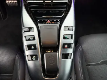 AMG GT 43 4Matic   Voll ACC Pano Multibeam AHK
