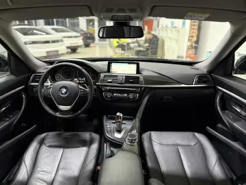 BMW Seria 3 GT xDrive Luxury