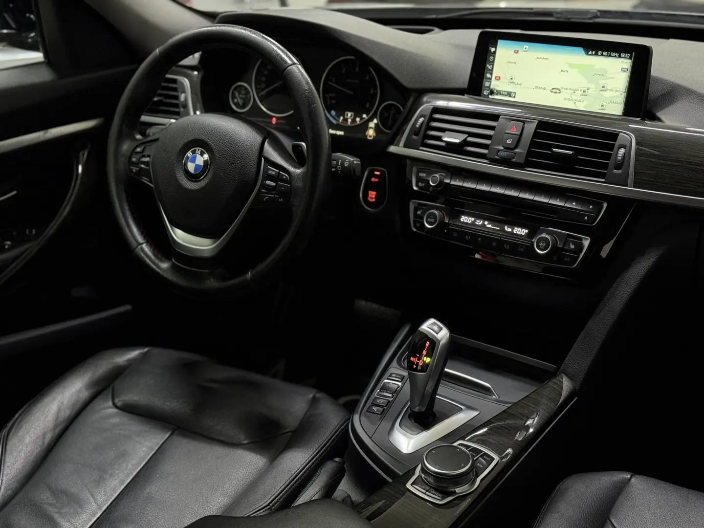 BMW Seria 3 GT xDrive Luxury