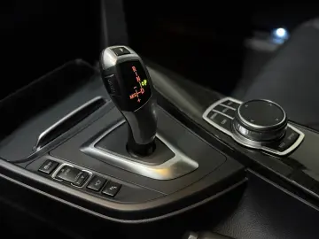 BMW Seria 3 GT xDrive Luxury