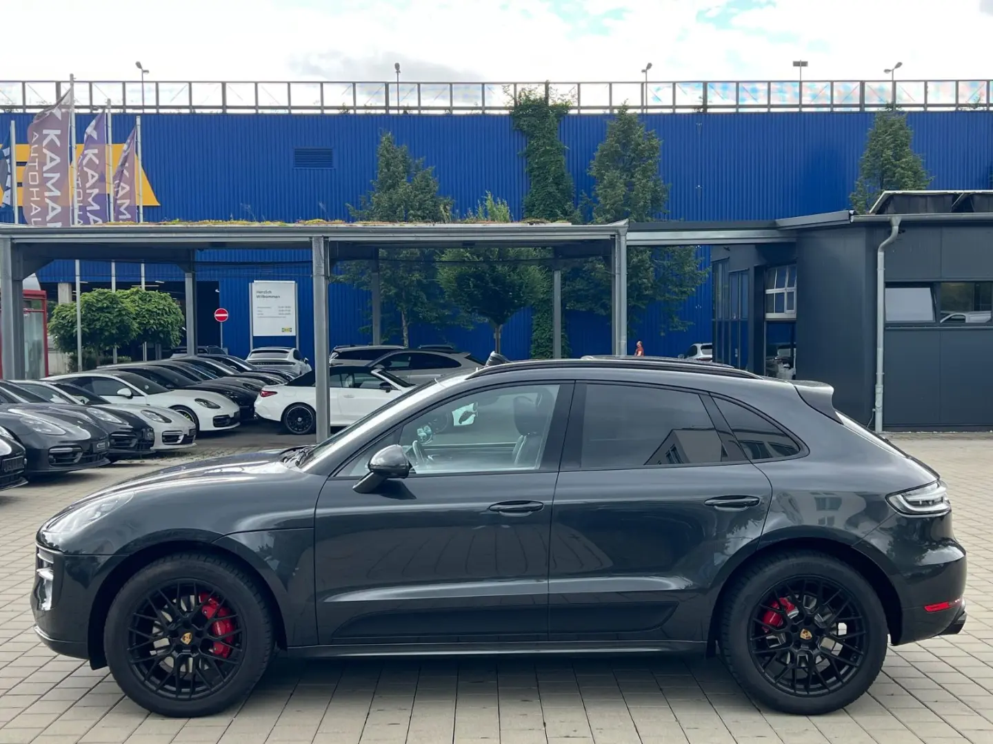 Macan GTS  PANO-AHK-360-ACC-18WEGE-BOSE-CHRONO