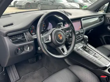 Macan GTS  PANO-AHK-360-ACC-18WEGE-BOSE-CHRONO