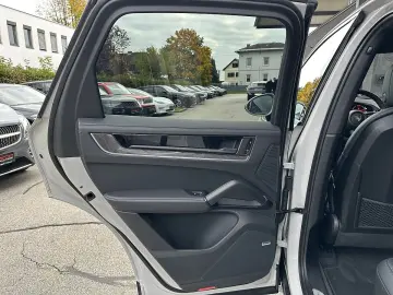 Cayenne III S E-Hybrid PHEV 21 8 kWh Aut.