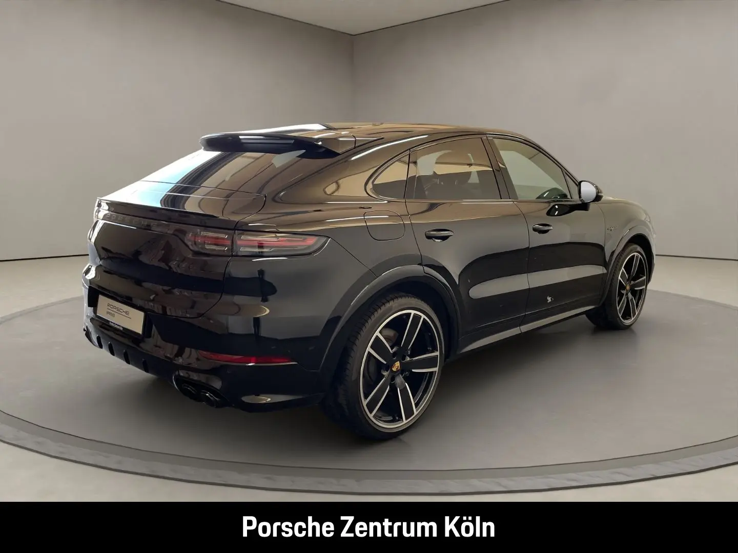 Cayenne E-Hybrid Coupe Platinum Edition 22-Zoll